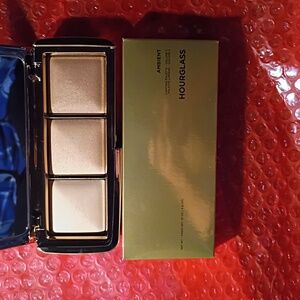 ⏳ HOURGLASS Ambient® Lighting Palette Volume II (2)